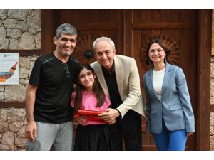 Dokumapark’ta çocukların gelecek şehir hayalleri tuvallere yansıdı