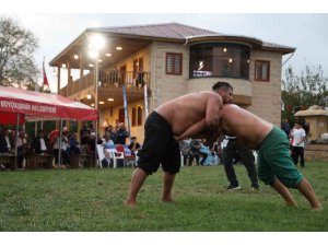 İsmet Atlı Karakucak Güreşleri’ni Recep Kara kazandı