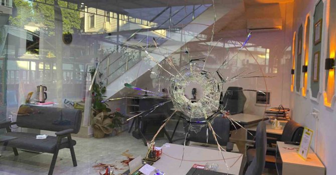 Antalya’da silahlı kavga: 2 ölü, 1 yaralı