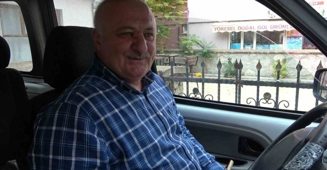 Dolandırıcı, 7 bin lirasını aldığı vatandaşın araç muayene randevusunu almayı ihmal etmedi