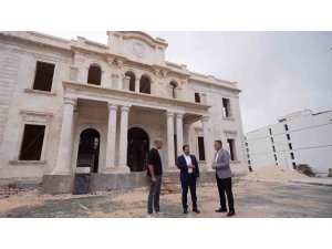 Hatay’da tarihi valilik binasında restarasyon çalışmaları sürüyor