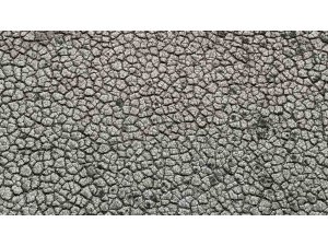 Kuraklığın izi: Seyhan Baraj Gölü’nde sular çekilince toprak çatladı