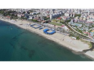 Alanya Belediyesi’nden ücretsiz plaj voleybolu etkinliği ve halk turnuvası