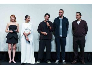 Altın Portakal, Gelin Takımı 2’nin galasıyla başladı