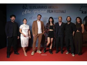 62. Uluslararası Antalya Altın Portakal Film Festivali kırmızı halı geçişiyle başladı