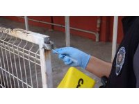 Eline aldığı bıçakla yoldan geçenlere dehşeti yaşattı: 1 yaralı