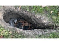 Isparta’da elma bahçelerinde yaklaşık 1 metrelik obruklar oluştu, bazı evlerin duvarları çatladı