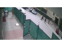 Rus uyruklu çiftin tartışması bıçaklı saldırıya döndü, o anlar güvenlik kamerasına yansıdı