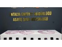 Kiralık ilanıyla başladı, 2,1 Milyonluk vurgunla bitti: 3 kişi tutuklandı