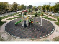 Akdeniz’in parklarında yenileme çalışmaları devam ediyor