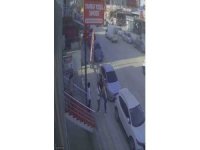 Deprem paniğiyle kaçan vatandaşların o anları kamerada