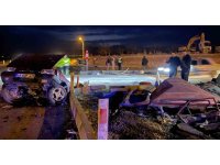 Kazada Fiat Tofaş ikiye ayrıldı: 2 yaralı