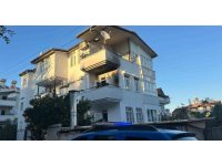 Balkonda söndürülmeden bırakılan mangal yangına sebep oldu