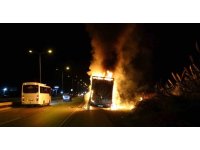 Antalya’da elektronik eşya yüklü nakliye aracı alev alev yandı