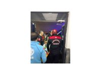 Asansör 6. kattan yere çakıldı: 1 yaralı