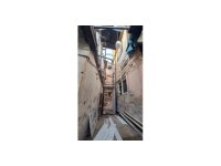 Bina dışına kurulan yük asansörü düştü: 80 yaşındaki kadın hayatını kaybetti