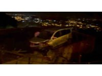 Osmaniye’de hafif ticari araç evin damına düştü: 4 yaralı