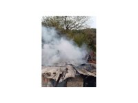 Yayladağı’nda metruk ev yangını