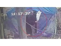 Madde bağımlısı, arkadaşına kızıp çadırı yakınca prefabrik ofiste alevlere teslim oldu