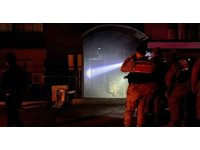 Galeride çıkan yangında 2 kişi öldü, 14 kişi hastanede tedavi altına alındı