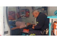 Önündeki araca çarpmamak için fren yapan motosikletli yaralandı