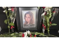 Kazada hayatını kaybeden Şükran’ın sınıfındaki sırasına arkadaşları çiçekler bıraktı