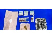 Isparta’da yapılan sokak uygulamasında uyuşturucu madde ele geçirildi