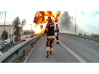 Mersin itfaiyesi felaketi önledi: Patlamalar yaşanarak yanan tanker 26 bin litre yakıt taşıyormuş