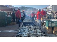 Alanya’da geleneksel hamsi festivali başladı 7 ton hamsi ücretsiz dağıtılacak