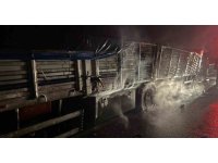 Osmaniye’de mısır yüklü tır alev alev yandı