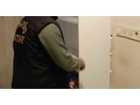 Masaj salonunda fuhşa sürüklenen 9 yabancı uyruklu kadın gizli bölmeden çıktı