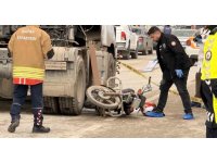 Tır ile çarpışan motosikletteki anne ve 2 aylık bebeği öldü