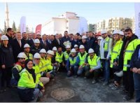 Bakan Kurum: "Son tuğlalarımızı koyuyor, son çivilerimizi çakıyoruz"
