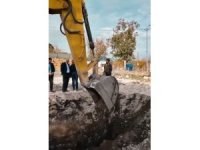 Kahramanmaraş’ta kepçeyle mozaik arandı