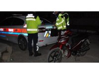 Yalvaç’ta 456 kişi ve 206 araç denetlendi, 4 araç trafikten men edildi