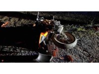 Otomobille çarpışan motosikletin sürücüsü ağır yaralandı