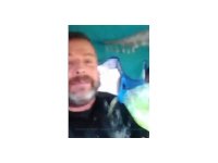 Belediye önünde kendini yaktı