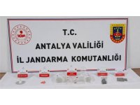 Konyaaltı ve Elmalı’da uyuşturucu operasyonu
