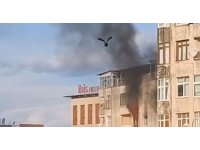 Adana’da apartmanın 6. katında çıkan yangın söndürüldü