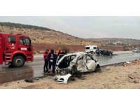 Otomobillerin hurdaya döndüğü kazada doktor öldü, 2 kişi de ağır yaralandı