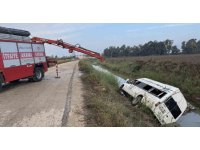 Adana’da tarım işçileri taşıyan servis kanala düştü: 18 yaralı