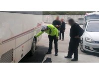 Burdur’da polis ekiplerinden kış lastiği denetimi