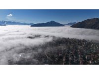 Sis kartpostallık görüntüler oluşturdu