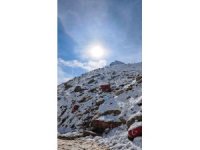 Kaş’ın yüksek kesimleri beyaza büründü