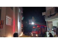 Balkondan düşerek yaralanan yaşlı adam operasyonla kurtarıldı