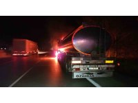 Seyir halindeki tankerde yangın çıktı alevler ormana sıçradı