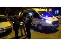 Park halindeki araçlara çarptı, pompalı tüfek ile işyeri sahibini yaraladı