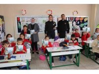 Jandarmadan öğrencilere trafik ve asayiş eğitimi