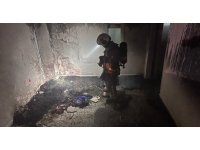 Antakya’da metruk bina yangını