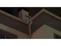 Babasıyla tartışıp, intihar için çatıya çıkan vatandaşı ekipler vazgeçirdi